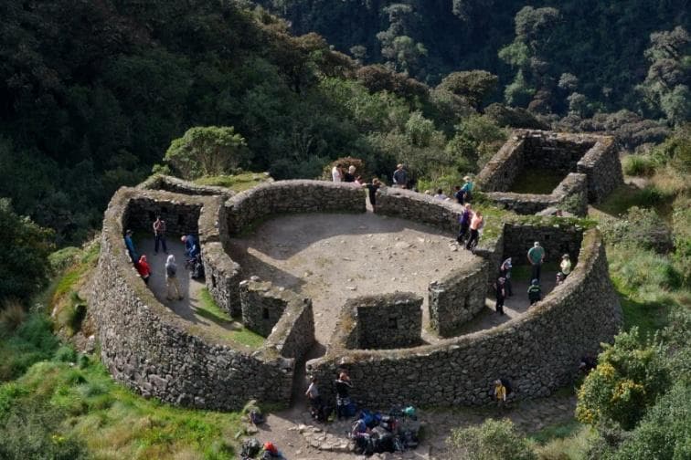 Inca Trail to Machu Picchu 4 Days / 3 Nights – Private Service 5